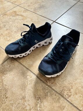 On Cloudswift Running Dark Blue and Black Men's Running Shoes
